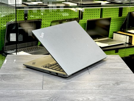 Lenovo Thinkpad E480 39